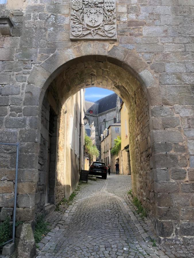 Au Coeur De Vannes - Vue Sur Les Remparts - 2 Ch 외부 사진